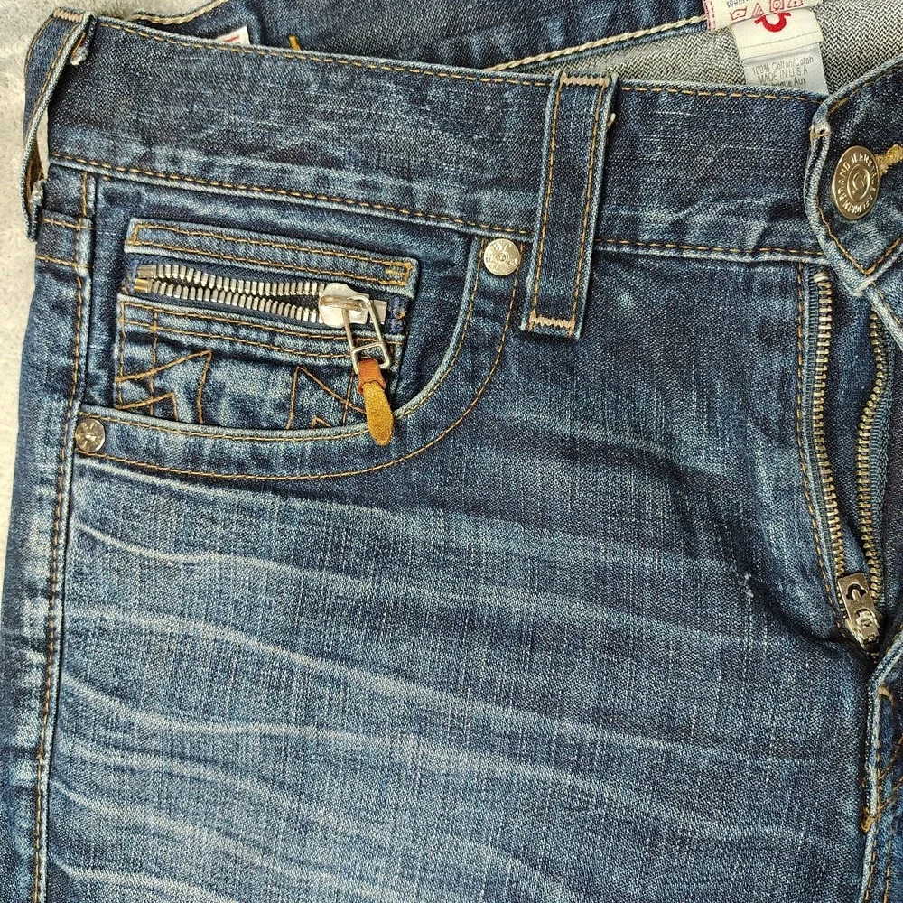 True Religion Bobby Jeans Mens 36x35 Blue Straight Leg Faded Distressed USA Made